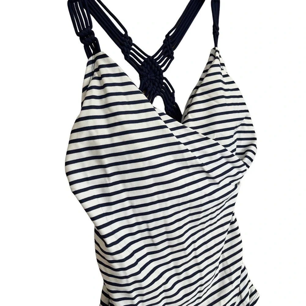 Kona Sol Bathing Suit Womens Medium Blue White Stripe 1 Pc Macrame Pool Vacation